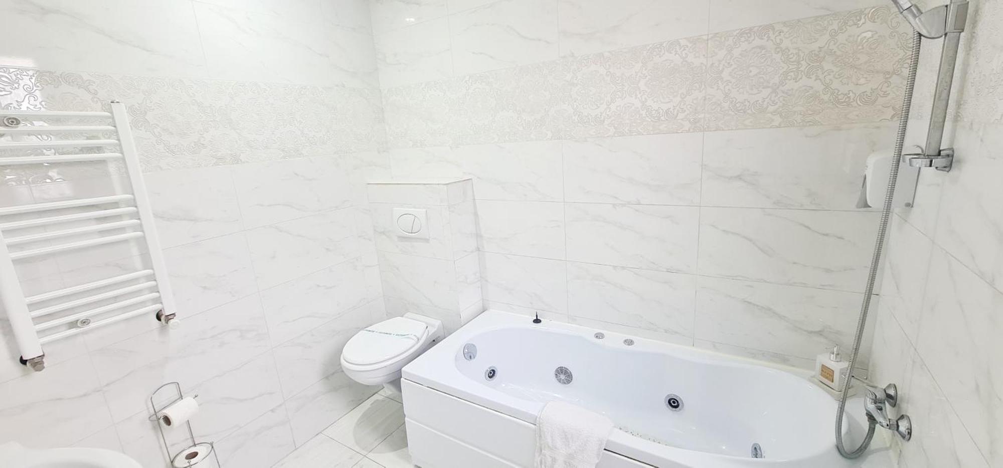 Pensiunea Red Rose Apartments Timişoara Extérieur photo